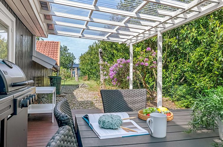 Vakantiehuis "Rusalina" - 400m from the sea