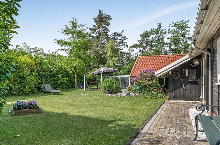 Vakantiehuis "Rusalina" - 400m from the sea