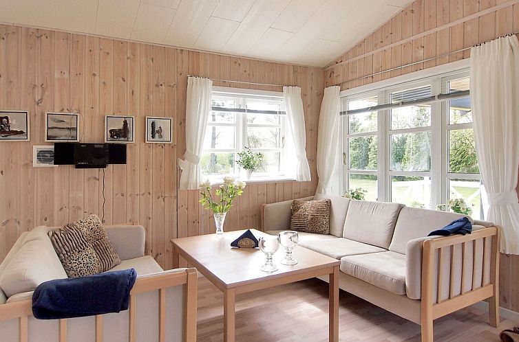 Vakantiehuis "Stacie" - 10m from the sea
