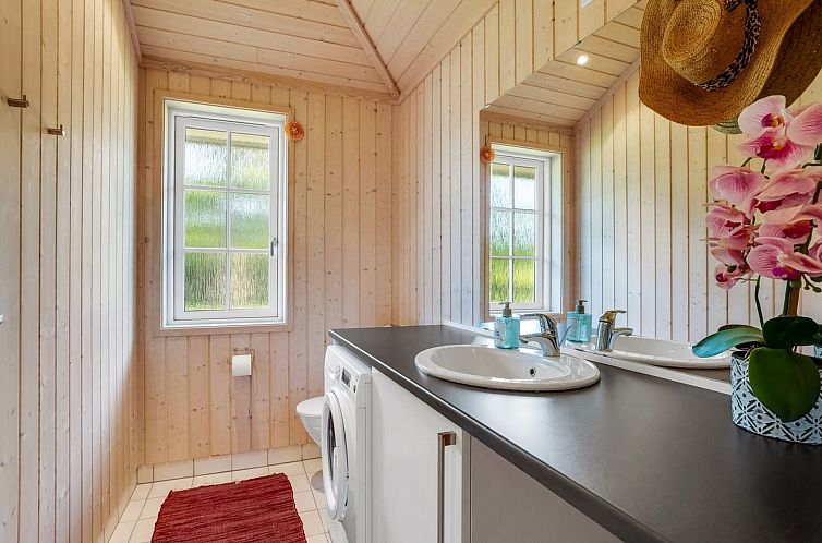 Vakantiehuis "Felicia" - 350m from the sea