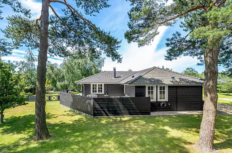 Vakantiehuis "Felicia" - 350m from the sea