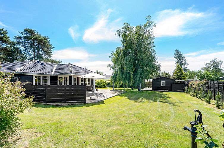 Vakantiehuis "Felicia" - 350m from the sea