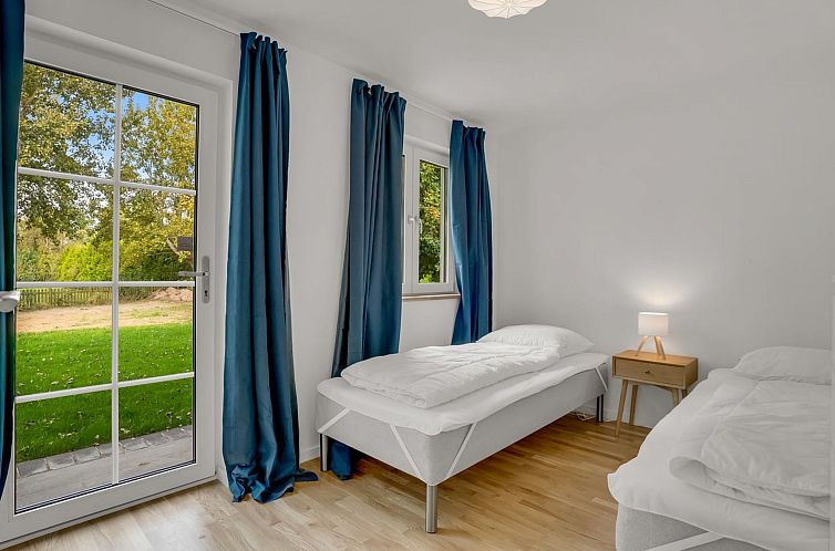 Vakantiehuis "Rajna" - 250m from the sea