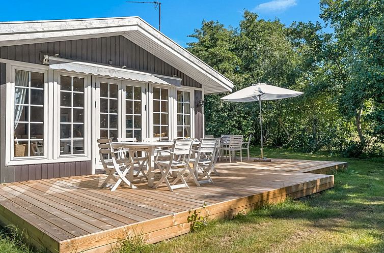 Vakantiehuis "Tineke" - 200m from the sea