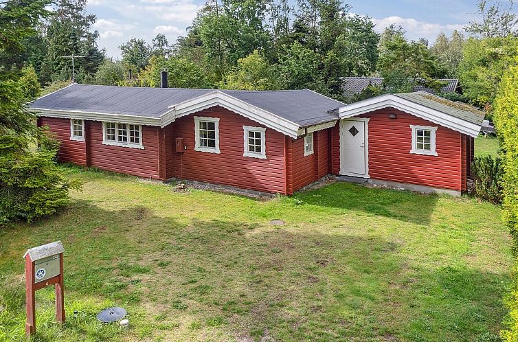 Vakantiehuis "Tineke" - 200m from the sea