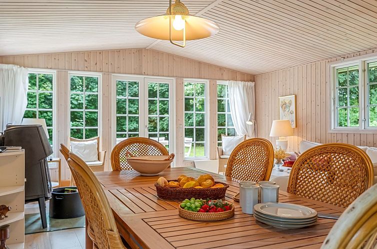 Vakantiehuis "Tineke" - 200m from the sea