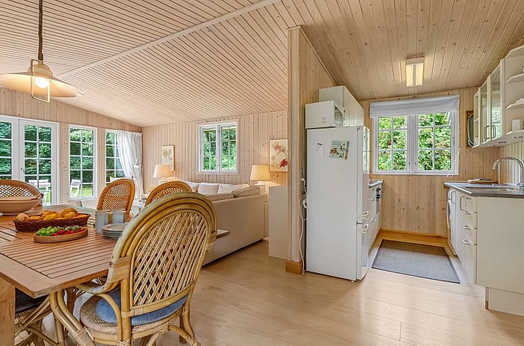 Vakantiehuis "Tineke" - 200m from the sea