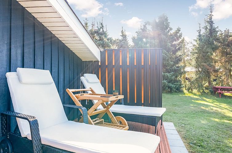 Vakantiehuis "Zoya" - 470m from the sea