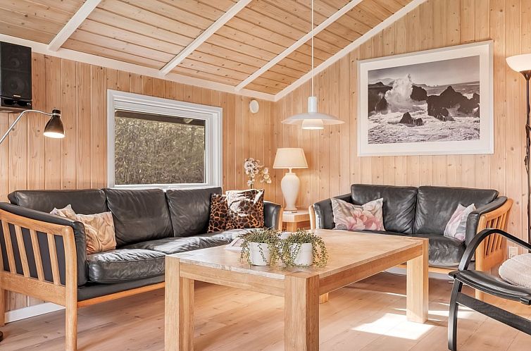 Vakantiehuis "Emili" - 300m from the sea