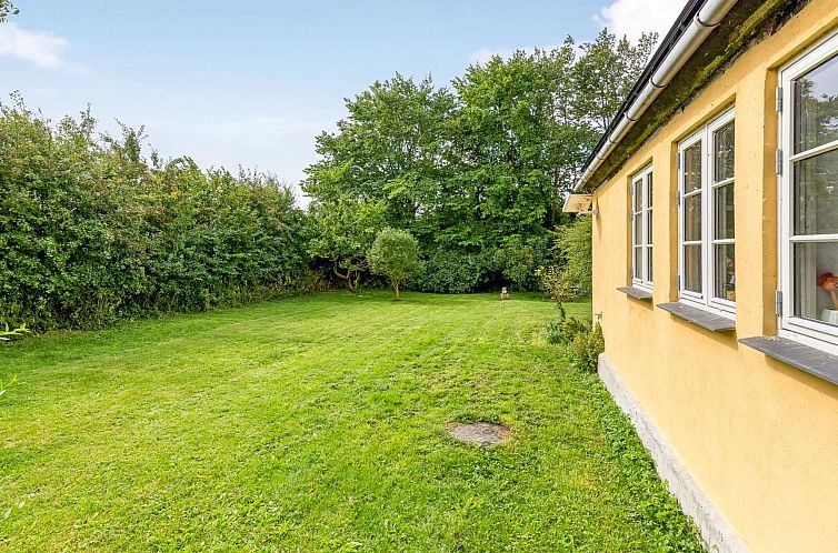 Vakantiehuis "Hughlek" - 1.5km from the sea