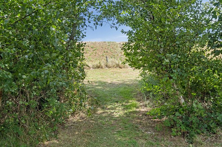 Vakantiehuis "Hughlek" - 1.5km from the sea