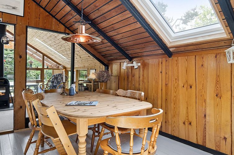 Vakantiehuis "Konrad" - 700m from the sea