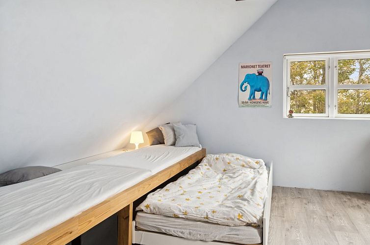 Vakantiehuis "Konrad" - 700m from the sea