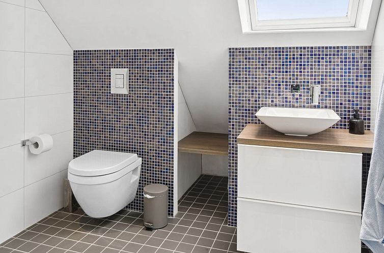 Vakantiehuis "Konrad" - 700m from the sea