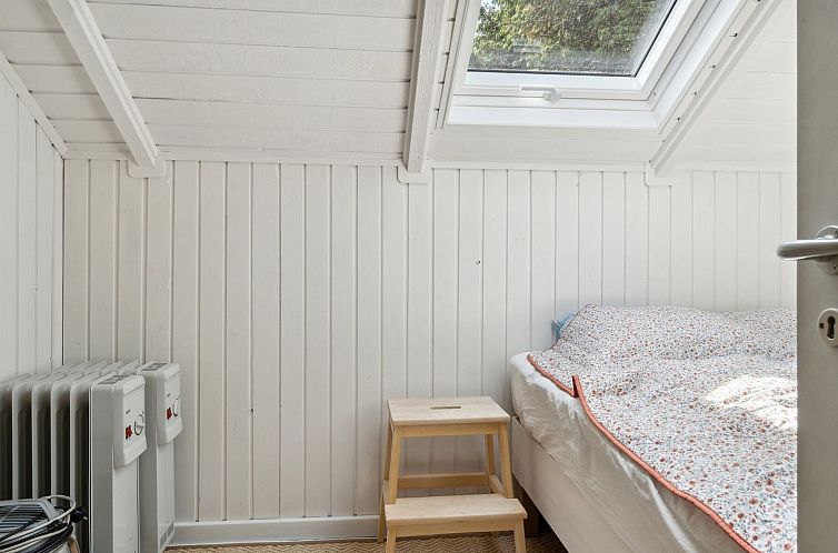 Vakantiehuis "Konrad" - 700m from the sea