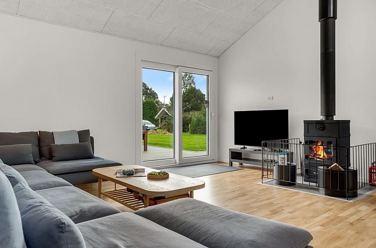 Vakantiehuis "Rajna" - 250m from the sea