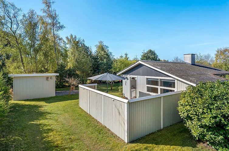 Vakantiehuis "Jalina" - 500m from the sea