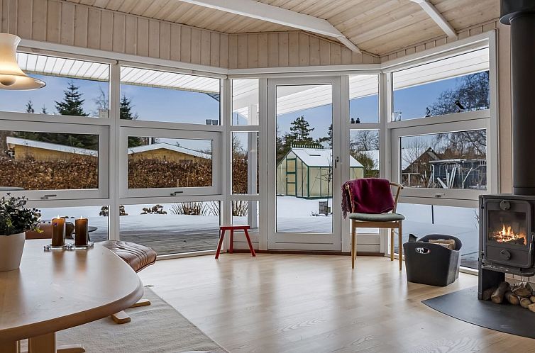 Vakantiehuis "Jalina" - 500m from the sea