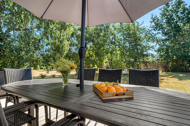 Vakantiehuis "Hakon" - 550m from the sea