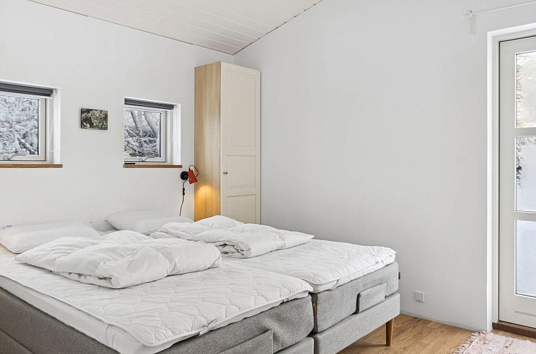 Vakantiehuis "Jouni" - 500m from the sea