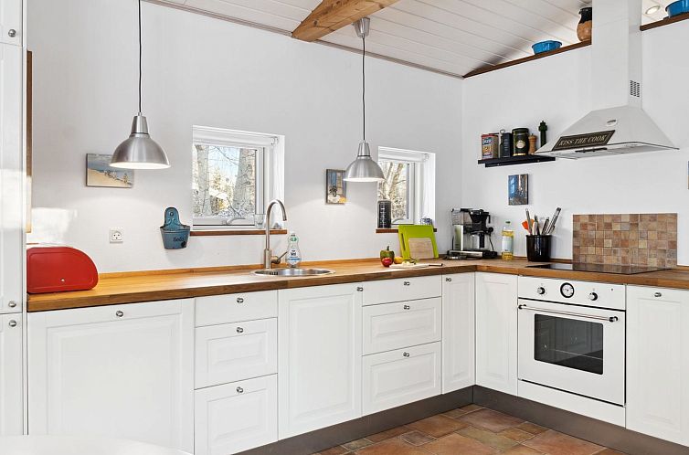 Vakantiehuis "Jouni" - 500m from the sea