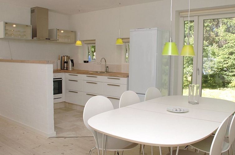 Vakantiehuis "Margit" - 10m from the sea