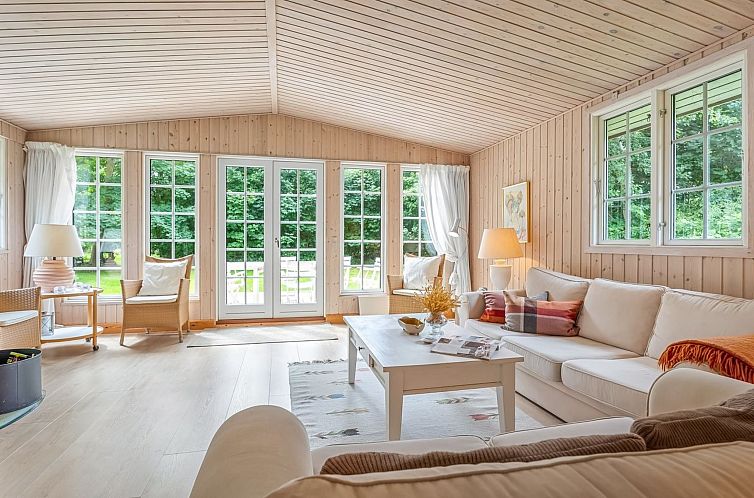 Vakantiehuis "Tineke" - 200m from the sea