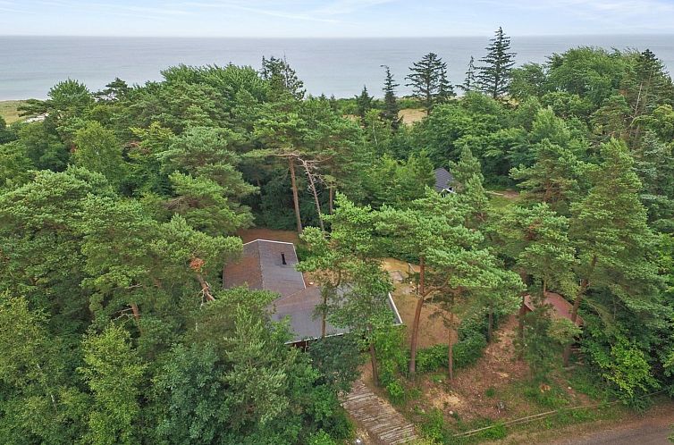 Vakantiehuis "Eweline" - 75m from the sea