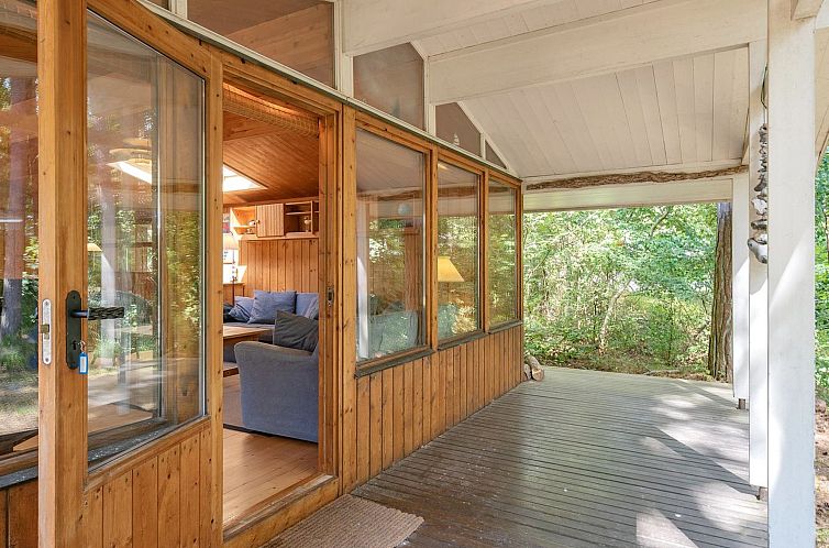 Vakantiehuis "Eweline" - 75m from the sea