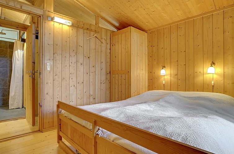 Vakantiehuis "Eweline" - 75m from the sea