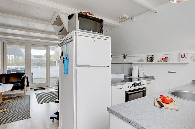 Vakantiehuis "Floora" - 20m from the sea