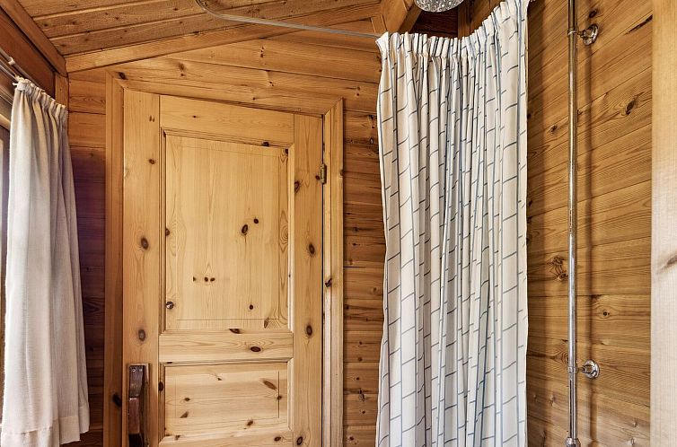 Vakantiehuis "Tuukka" - 150m from the sea