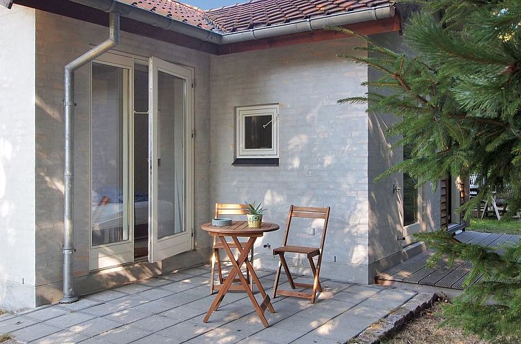 Vakantiehuis "Fernande" - 150m from the sea