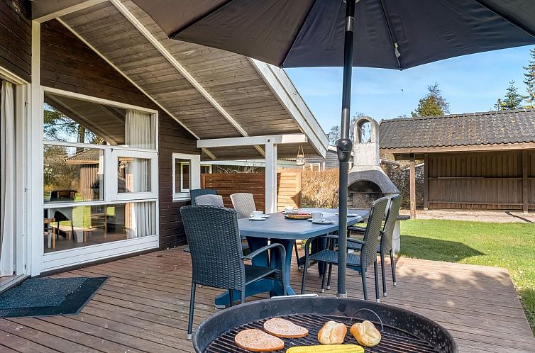 Vakantiehuis "Emili" - 300m from the sea