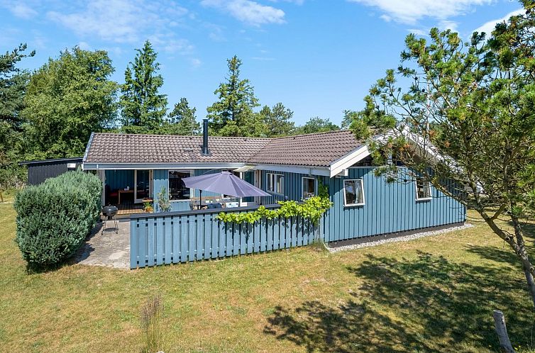 Vakantiehuis "Kaija" - 100m from the sea