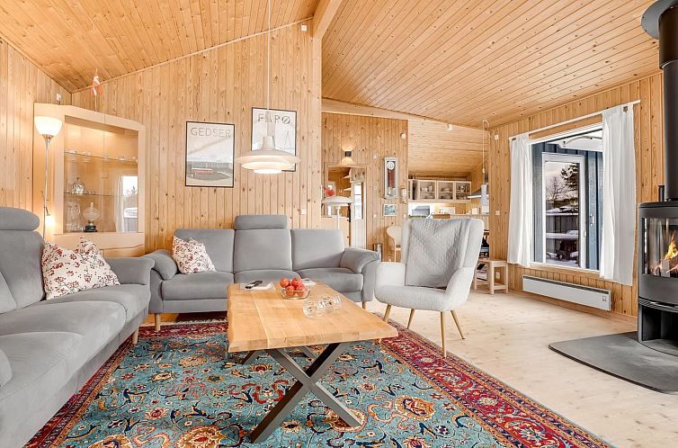 Vakantiehuis "Kaija" - 100m from the sea