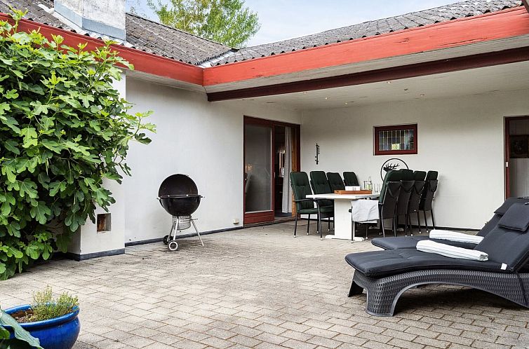 Vakantiehuis "Uta" - 300m from the sea