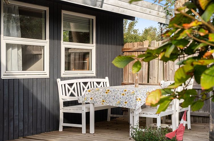 Vakantiehuis "Ilse" - 300m from the sea