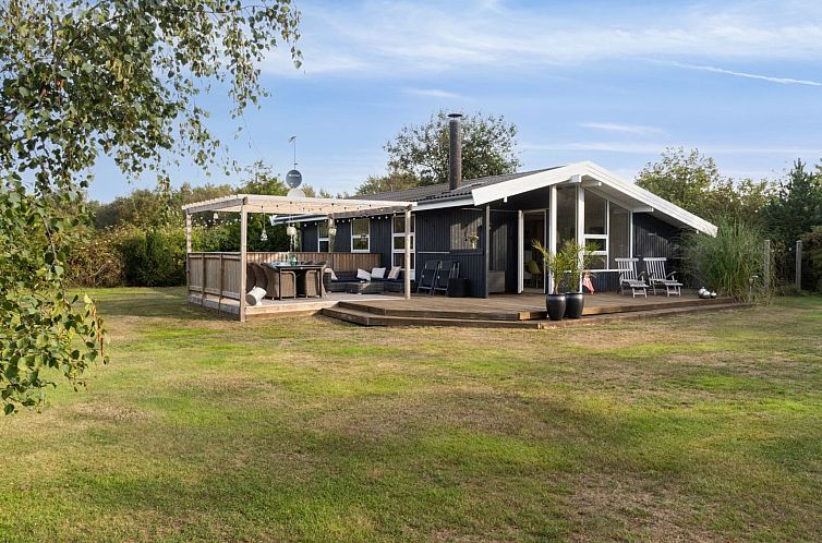 Vakantiehuis "Ilse" - 300m from the sea