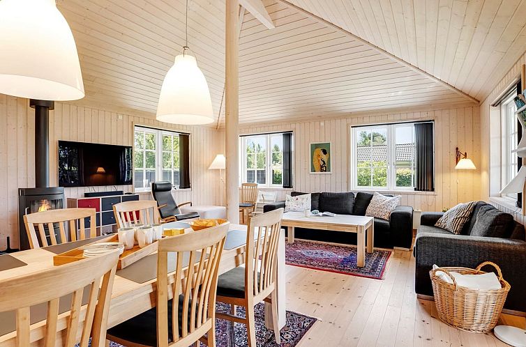 Vakantiehuis "Felicia" - 350m from the sea