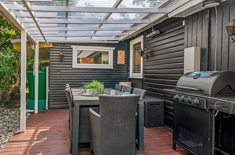 Vakantiehuis "Rusalina" - 400m from the sea