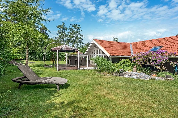 Vakantiehuis "Rusalina" - 400m from the sea