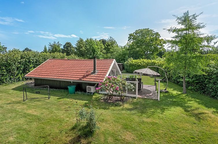 Vakantiehuis "Rusalina" - 400m from the sea