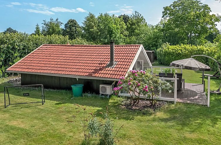 Vakantiehuis "Rusalina" - 400m from the sea