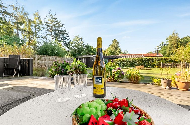 Vakantiehuis "Arisa" - 300m from the sea