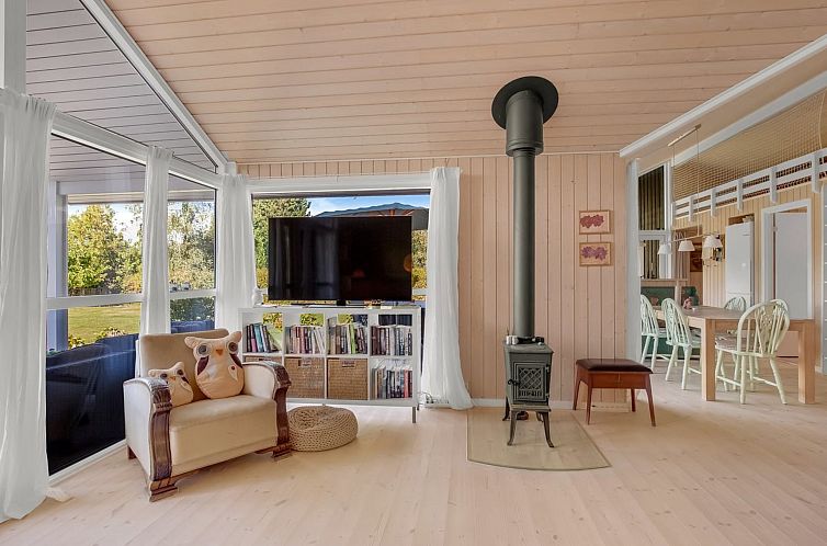 Vakantiehuis "Arisa" - 300m from the sea