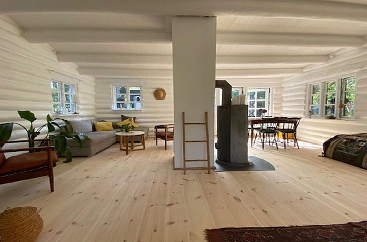 Vakantiehuis "Ivar" - 450m from the sea