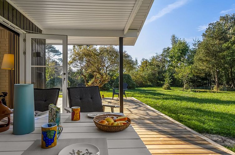 Vakantiehuis "Tameran" - 1km from the sea