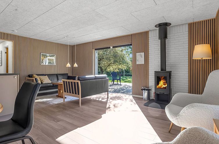 Vakantiehuis "Tameran" - 1km from the sea