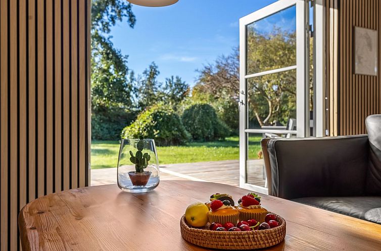 Vakantiehuis "Tameran" - 1km from the sea